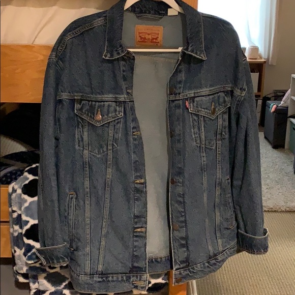 levi's baggy trucker cotton denim jacket